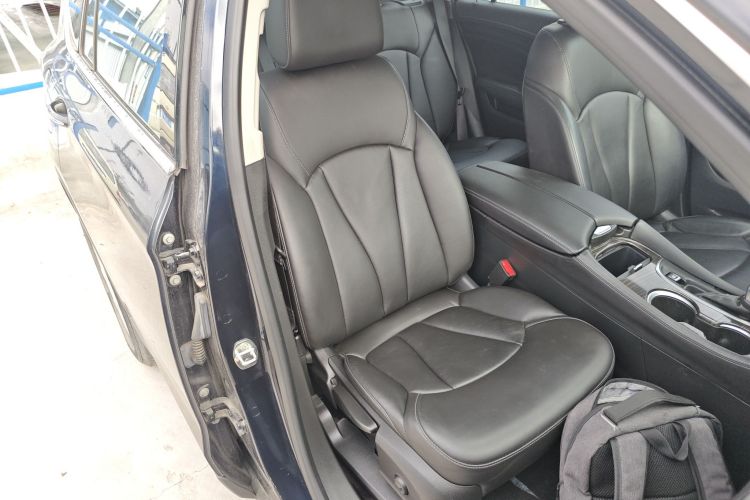 别克 昂科威 2020款 20T 两驱精英型局部细节41