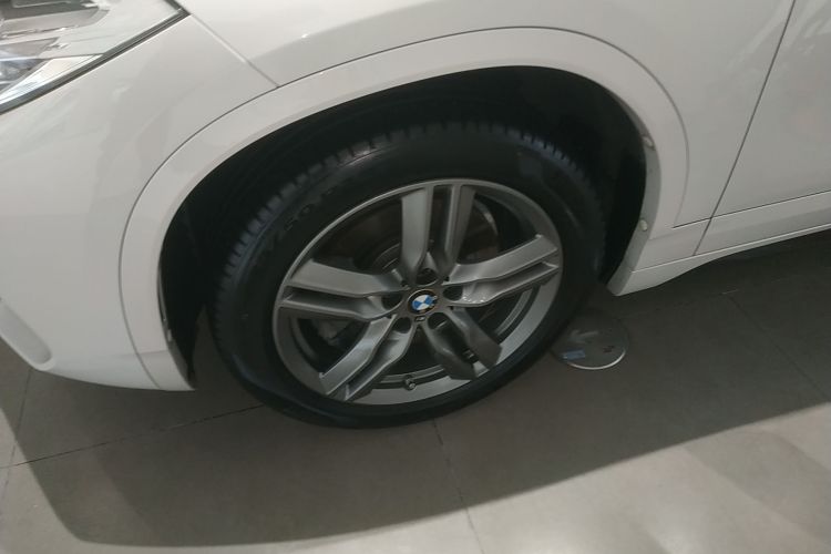 宝马X2 2021款 改款 sDrive25i M运动套装车身外观6007