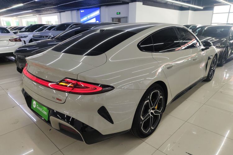 小米汽车 小米SU7 2024款 四驱Max创始版车身外观7