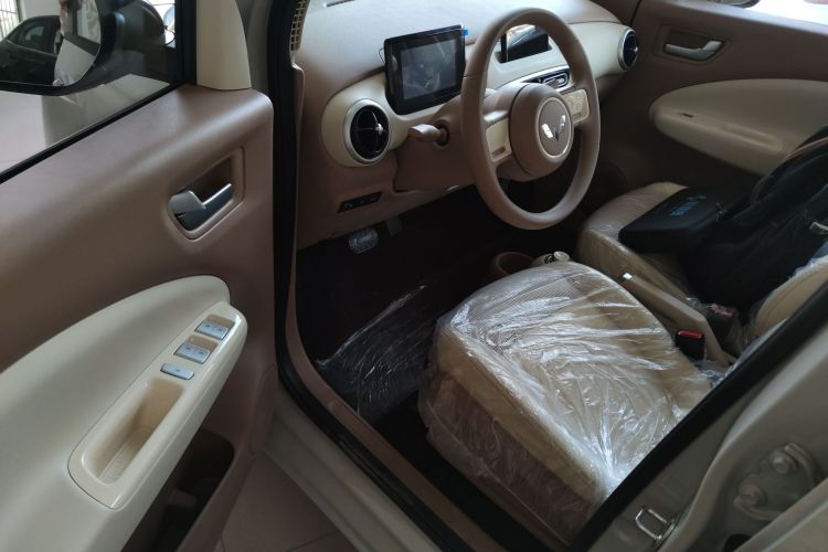 五菱汽车 宏光MINIEV 2025款 四门版 进阶款中控内饰20