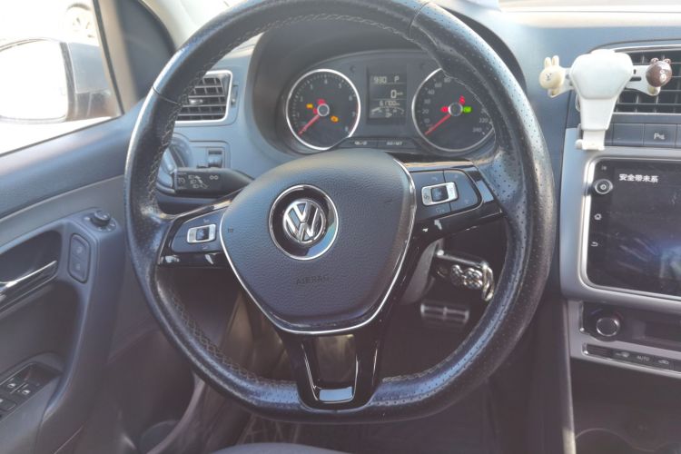 大众 2018款 1.5L Cross Polo 自动中控内饰13