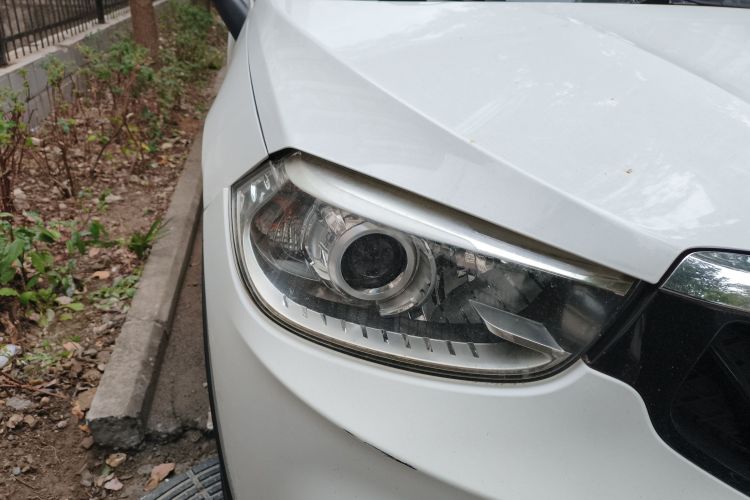 中华V3 2016款 1.5L 手动智能型车身外观8