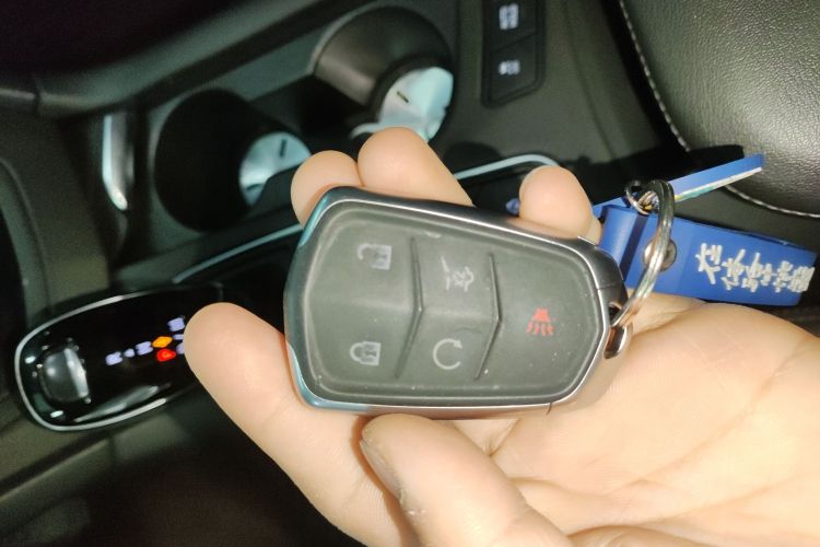 凯迪拉克XT6 2021款 2.0T 六座四驱豪华型中控内饰11