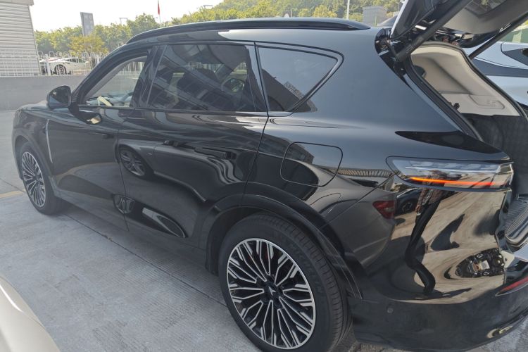 岚图汽车 岚图FREE 2025款 FREE+ 后驱乾崑版车身外观6003