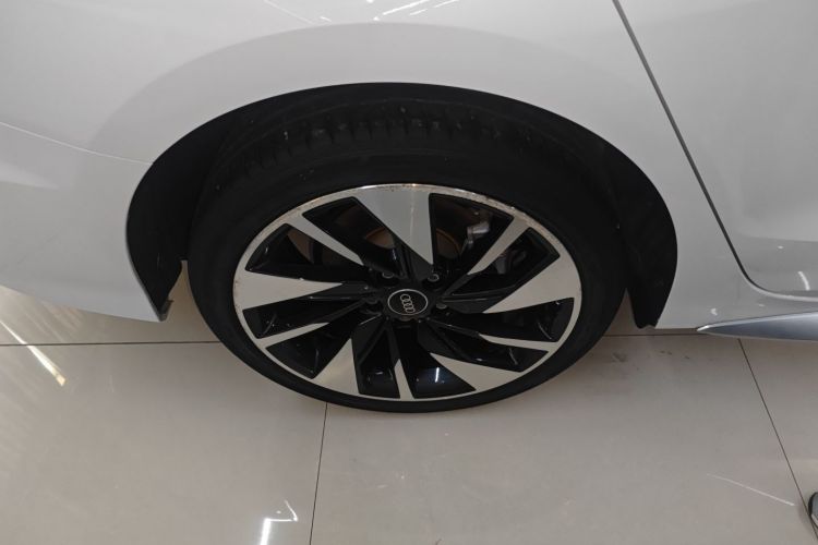 奥迪A3 2023款 改款 A3L Limousine 35 TFSI 时尚运动型车身外观6003