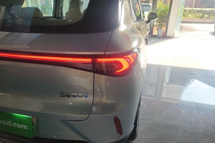 五菱汽车 缤果S 2025款 325km 尊享款车身外观9