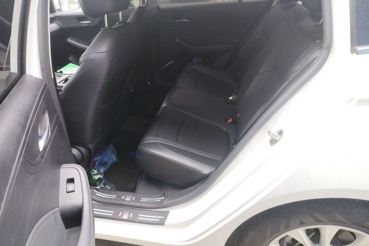 荣威i5 2023款 1.5L CVT豪华版中控内饰21