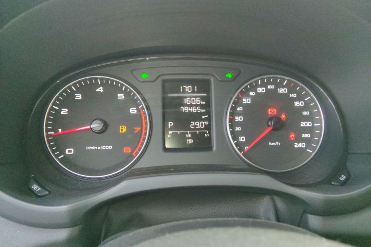 奥迪A1 2014款 30 TFSI Sportback时尚型局部细节14