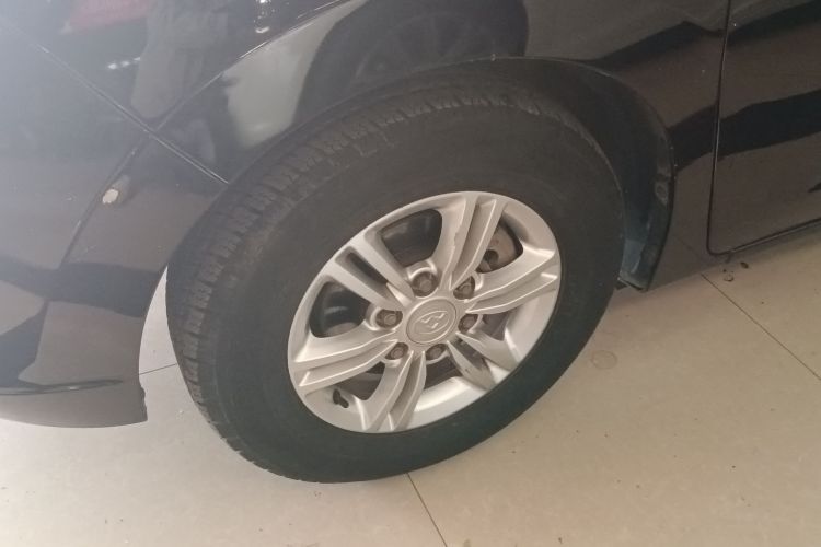 上汽大通MAXUS 大通G10 2016款 1.9T 自动精英版 柴油 国V车身外观6007