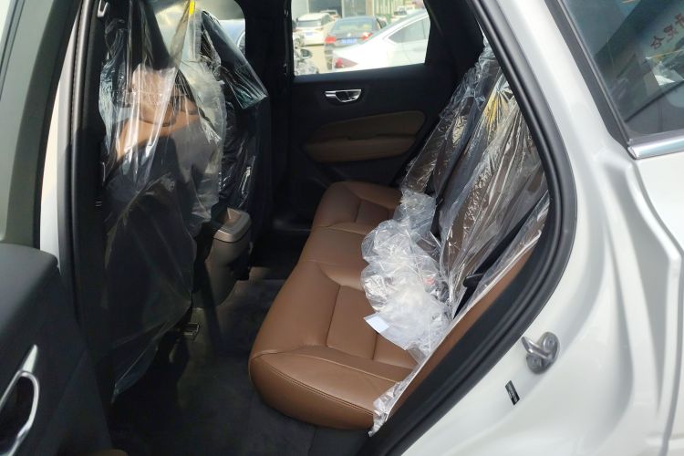 沃尔沃XC60 2025款 B5 四驱智远豪华版中控内饰21