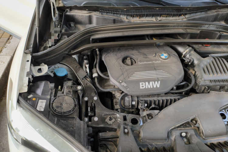 宝马X1 2019款 sDrive18Li 时尚型局部细节9006