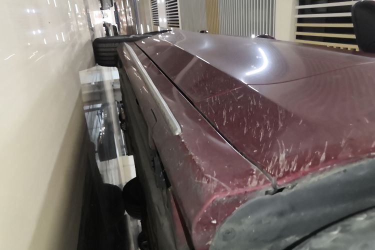 奔驰C级 2020款 改款 C 200 L 时尚型运动版局部细节9001