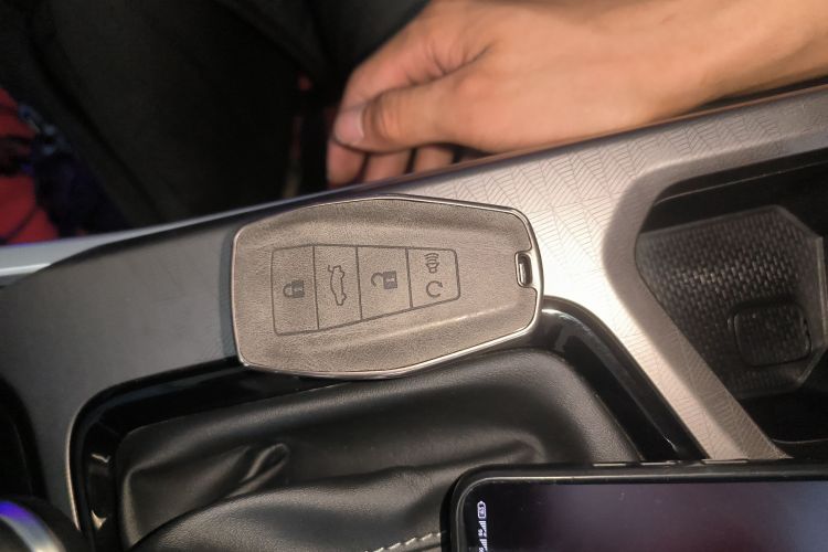 吉利汽车 帝豪 2023款 第4代冠军版 1.5L CVT豪华型中控内饰11