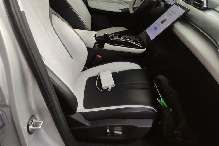 东风风神 皓瀚 2023款 DH-i 1.5T 尊贵版局部细节41