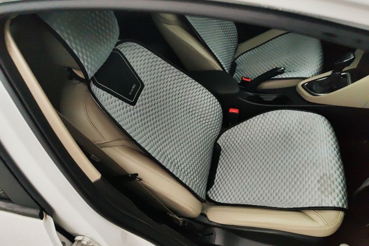 别克 英朗 2019款 15T 双离合互联精英型 国VI局部细节41