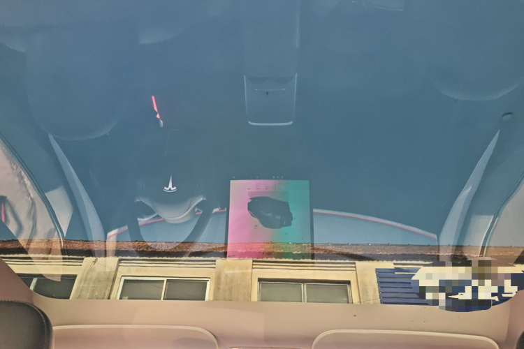 特斯拉 Model Y 2023款 长续航全轮驱动版中控内饰22