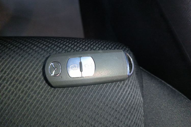 马自达3 昂克赛拉 2017款 两厢 1.5L 自动舒适型 国V中控内饰7001