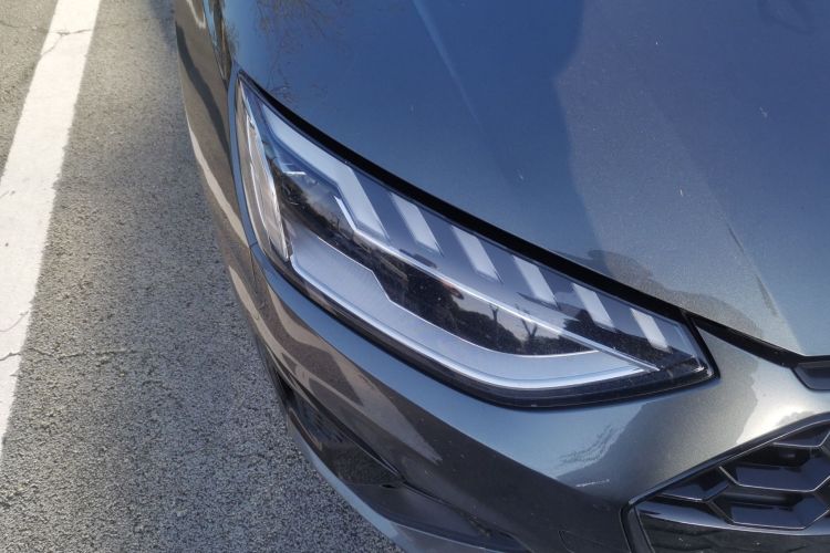 奥迪A4L 2024款 40 TFSI 豪华动感型车身外观6006