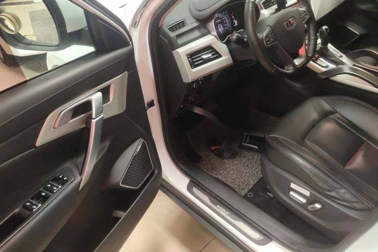 吉利汽车 博越 2018款 1.8TD 自动两驱智联型4G互联版中控内饰20