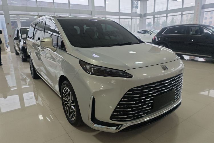 别克GL8新能源 2025款 陆尚 智享版 7座车身外观3