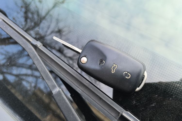 大众 帕萨特 2014款 1.8TSI DSG尊荣版中控内饰11