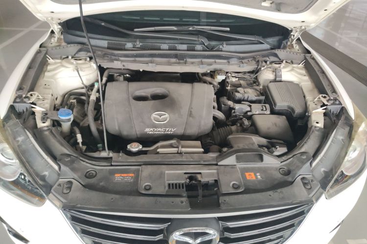 马自达CX-5 2015款 2.0L 自动两驱都市型机舱底盘24