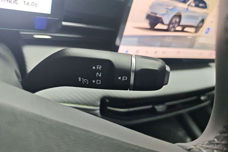 奔腾 悦意03 2025款 565km 乐享版中控内饰18