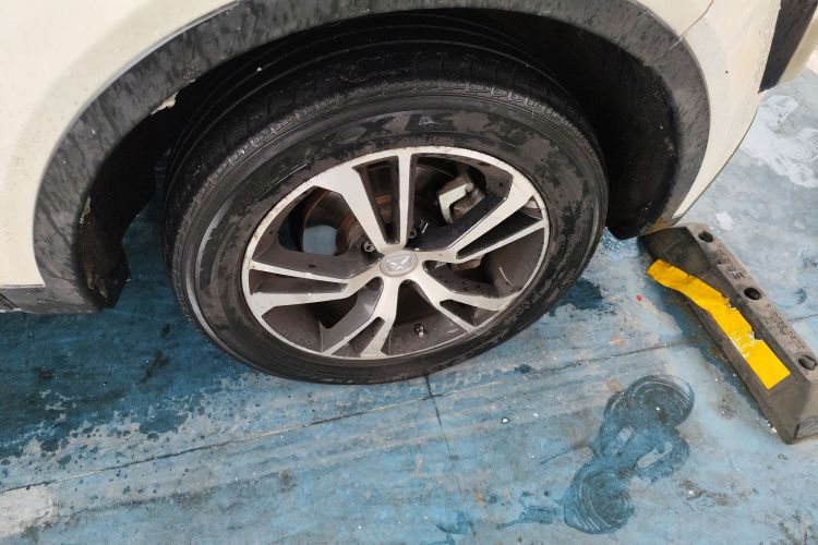 江铃 驭胜S330 2016款 1.5L GTDi 自动两驱尊贵版车身外观10