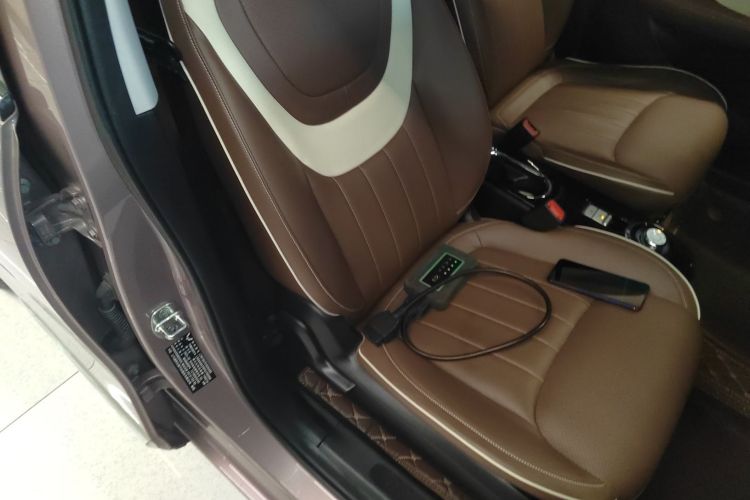 五菱汽车 五菱缤果 2023款 333km 悦享款局部细节41