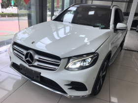 奔驰GLC 2019款 改款 GLC 260 L 4MATIC 豪华型