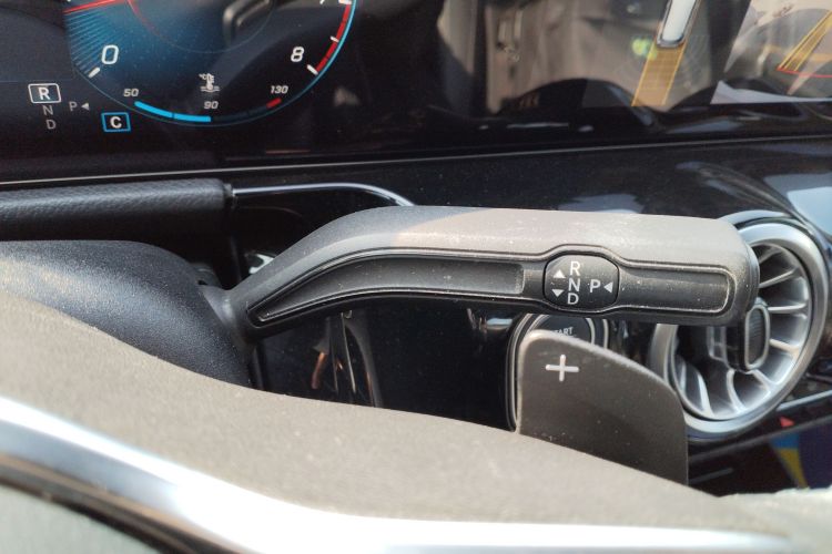 奔驰GLA 2020款 GLA 200局部细节18