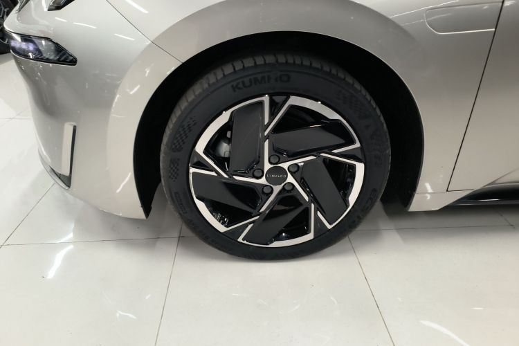 领克07 2024款 EM-P 126长续航 Halo车身外观6007