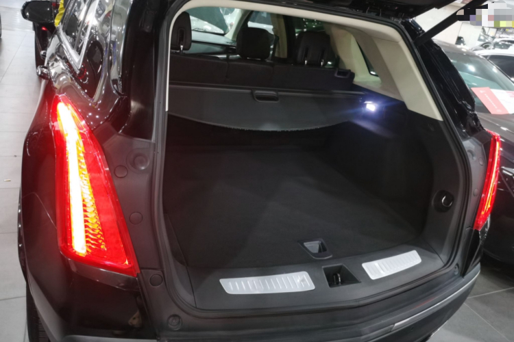 凯迪拉克XT5 2016款 25T 豪华型机舱底盘23