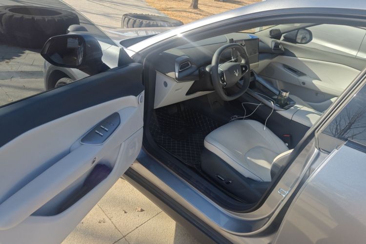 ARCFOX极狐 极狐 阿尔法S5 2025款 560PRO 185kW中控内饰20