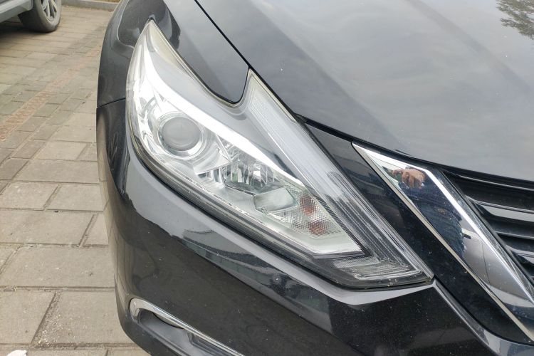 日产 天籁 2016款 2.0L XE 时尚版车身外观8