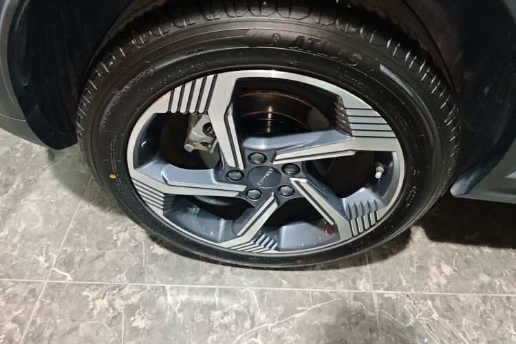 领克06 2025款 Renew 1.5T Halo车身外观6008