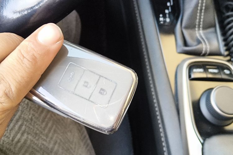 雷克萨斯RX 2016款 300 两驱精英版 国V中控内饰11