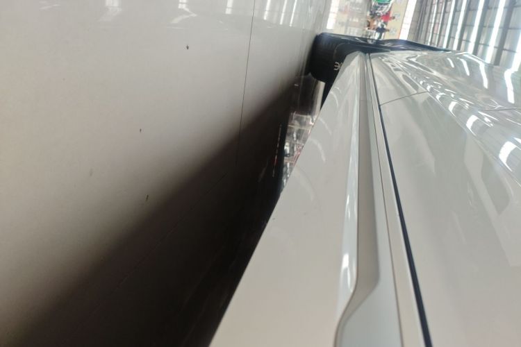 比亚迪 宋MAX 2021款 升级版 1.5T 自动尊贵型 6座局部细节9002