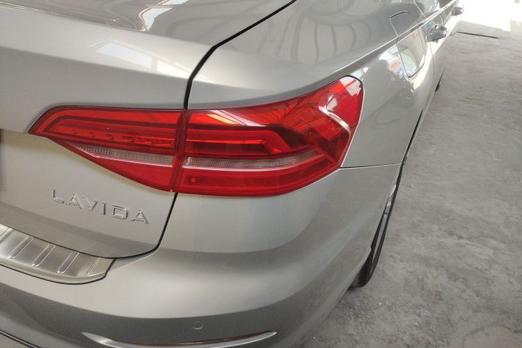 大众 朗逸 2019款 1.5L 自动视野版 国VI车身外观9