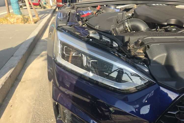 奥迪A5 2019款 Sportback 40 TFSI 时尚型车身外观8