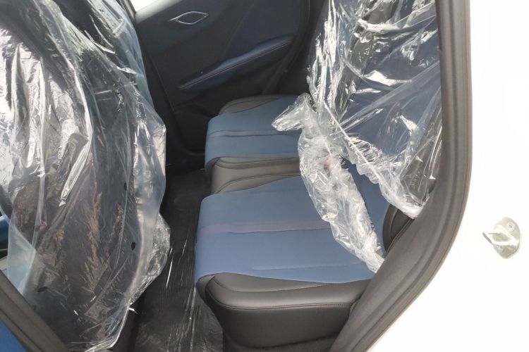 比亚迪 海鸥 2025款 305km 活力版中控内饰21