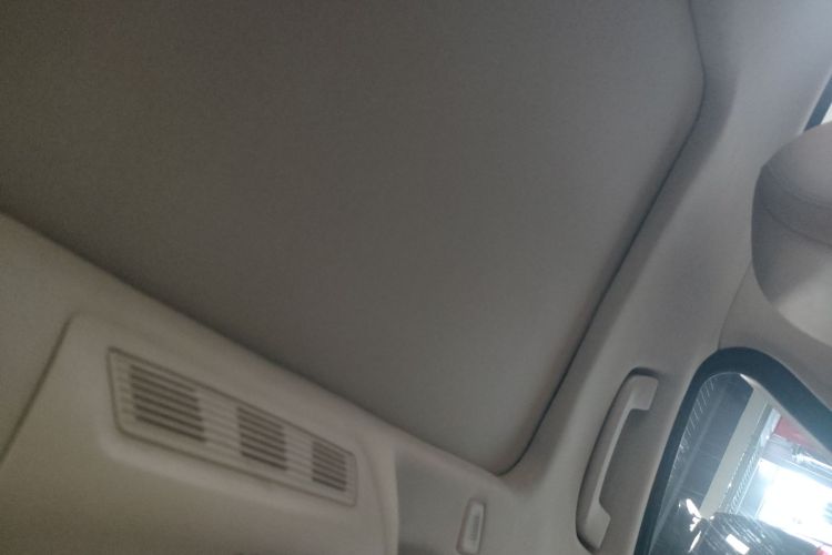 宝马5系 2014款 525Li 豪华设计套装局部细节22