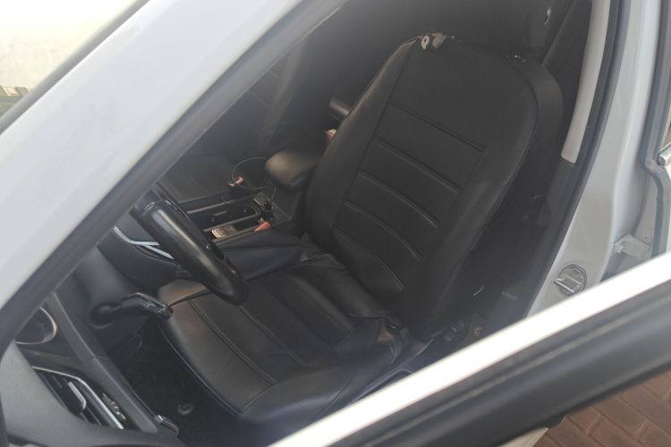 大众 高尔夫 2017款 1.6L 自动舒适百万辆纪念版中控内饰19