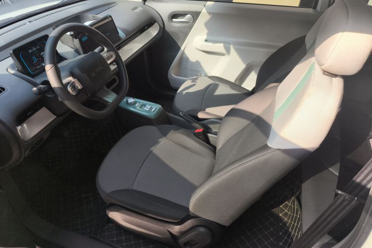 长安启源 长安Lumin 2023款 301km 蜜沁款中控内饰19