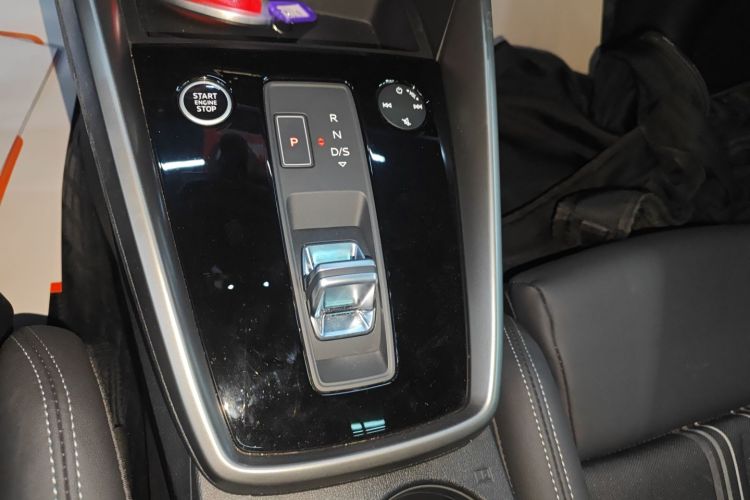 奥迪A3 2023款 改款 Sportback 35 TFSI 时尚运动型中控内饰18