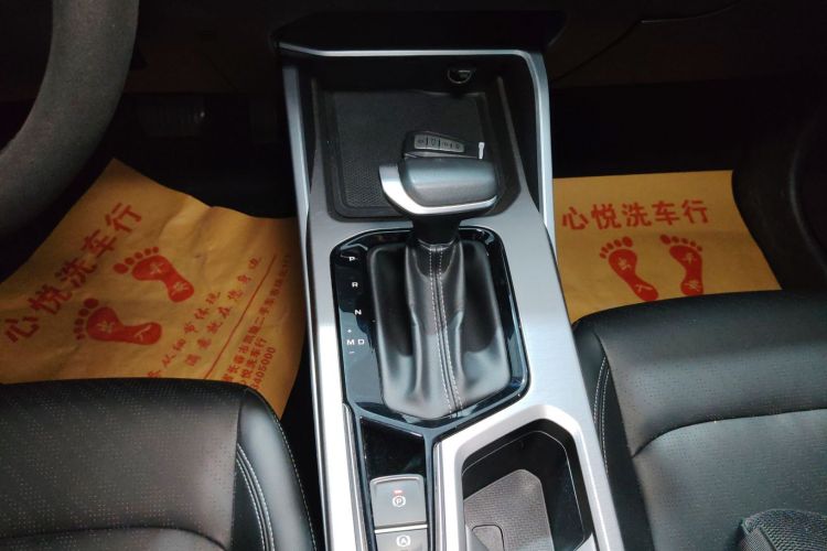 吉利汽车 帝豪 2022款 第4代 1.5L CVT尊贵型局部细节18