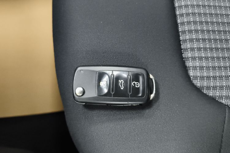 大众 桑塔纳 2021款 1.5L 手动风尚版中控内饰11