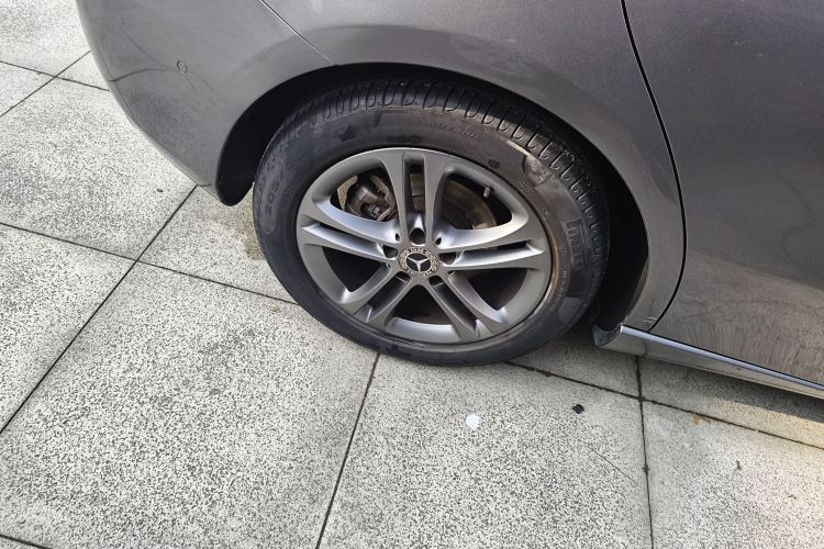 奔驰B级 2020款 B 180车身外观6008