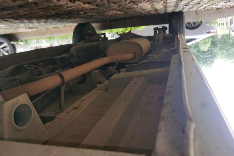 金龙 凯锐浩克 2019款 2.2L M1标准型平顶V22局部细节9001