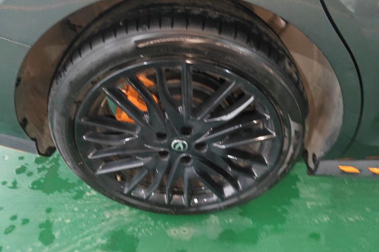 长安UNI-V 2025款 第三代 2.0T 劲擎型车身外观6008